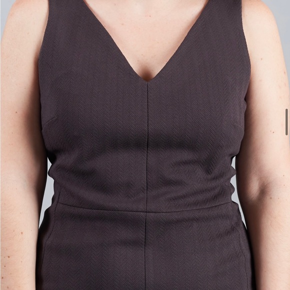 M.M.LaFleur Rachel Dress in Chevron Stripe Fig - Picture 2 of 6